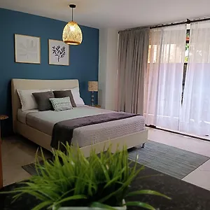 Acogedor Apartaestudio Ubicado En Laureles Medellín